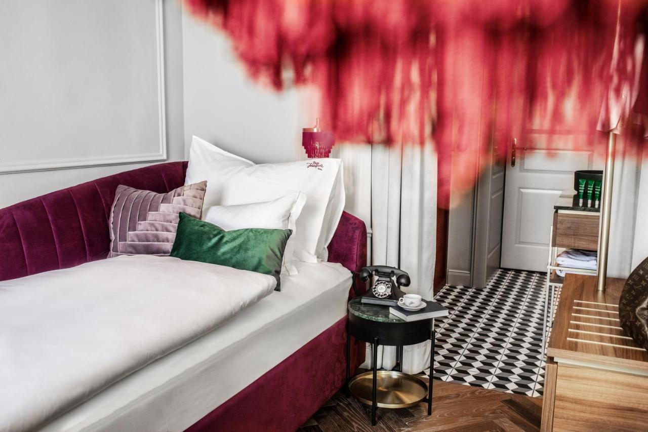 Hotel Josefine Виена Екстериор снимка
